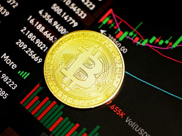 בריטניה מזהירה את Binance, בורסת הביטקוין הגדולה בעולם, שאינה מורשית לפעול במדינה