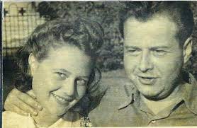 אבא, אמא, היסטוריה וגעגוע